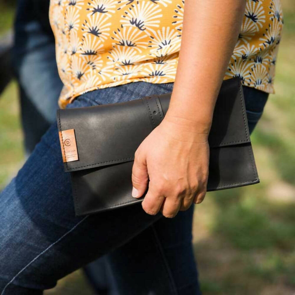 Pochette en Cuir Noir