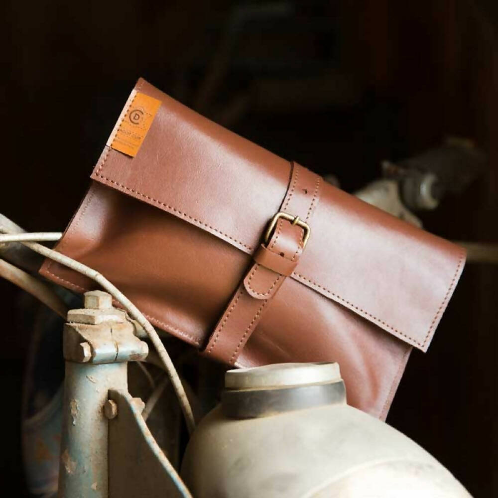 Pochette en Cuir Camel