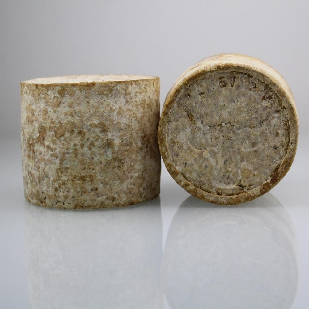 Salerac entier – 3 à 5 mois d’affinage – 100% lait cru de Salers – 700g