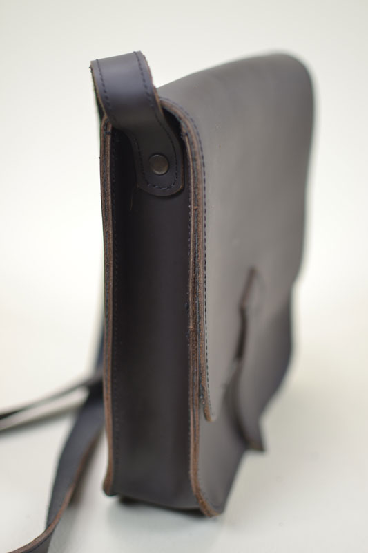 Petite sacoche en Cuir pleine fleur 