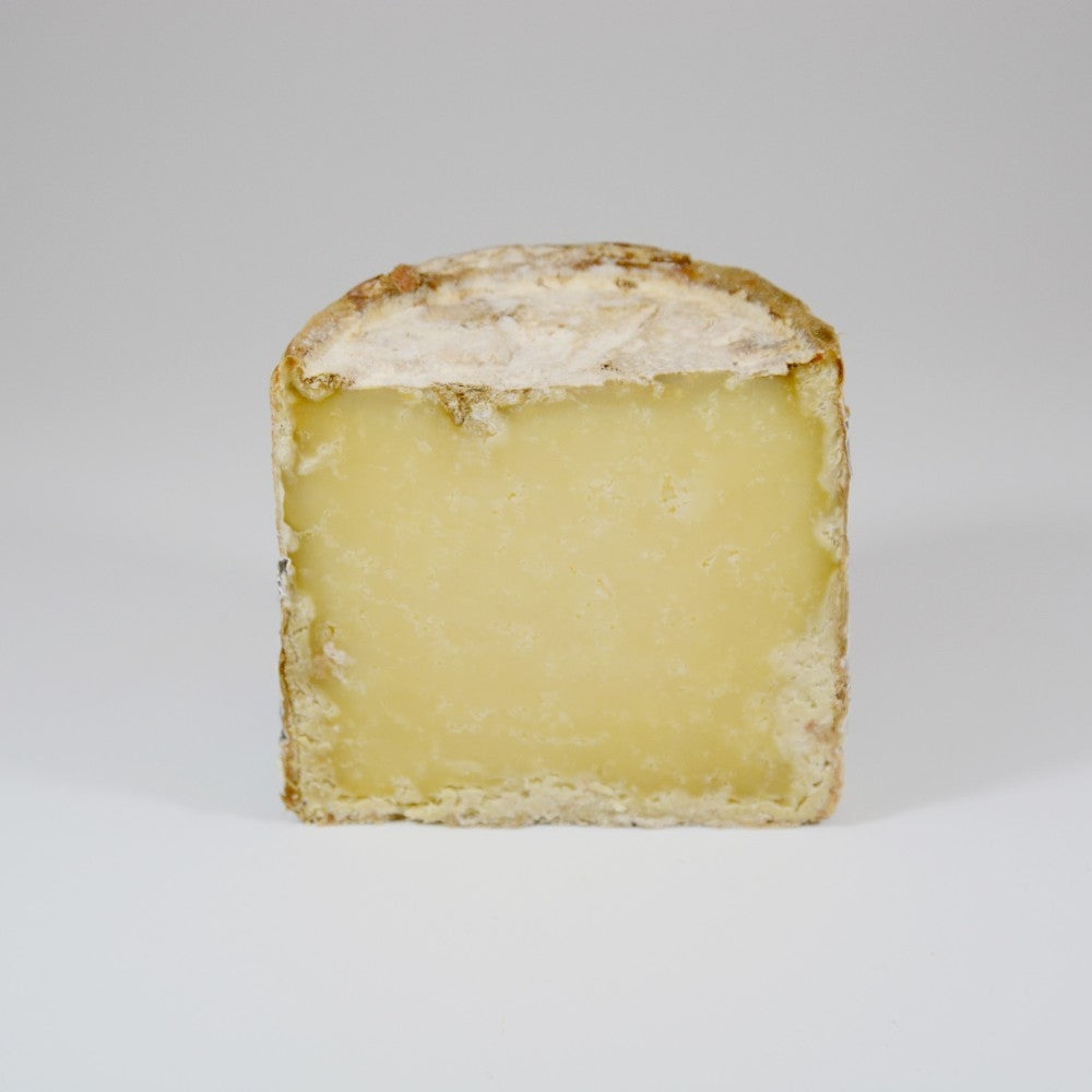 Demi Salerac – 3 à 5 mois d’affinage – 100 % lait cru de SALERS – 350g